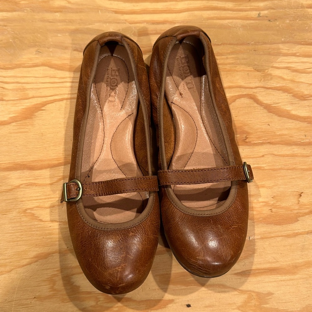 Born comfort distressed Mary Jane shoes